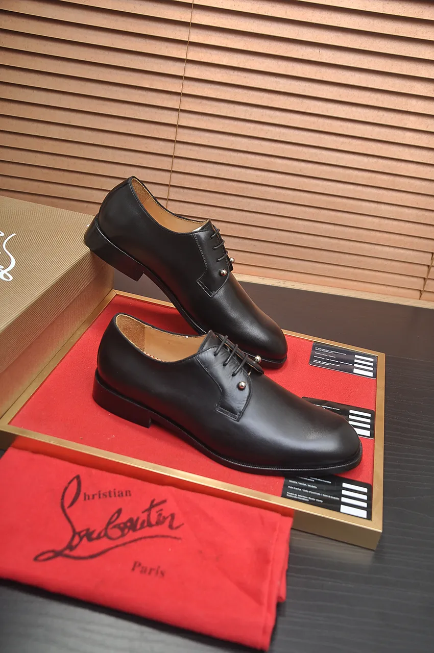 Men's shoes 💰620💶 [Chrstian Loubotin] Red-soled shoes 💋Original mold opening, the highest version on the market, purely handmade ➕Imported cowhide uppers, first-layer water-dyed cowhide lining! Original EU high-gloss outsole. 38 to 45 (45 customized)